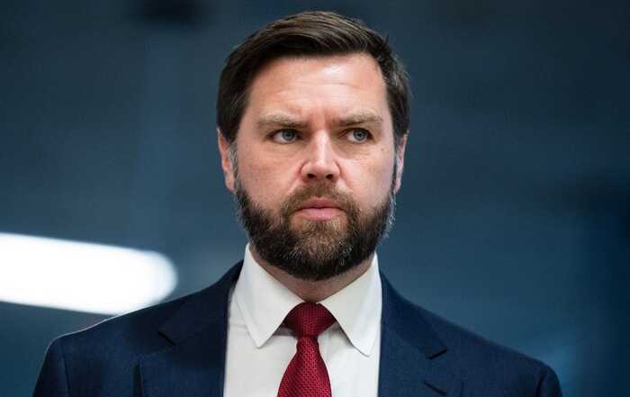 Джей Ді Венс заявив, що війна в Україні триматиме довго