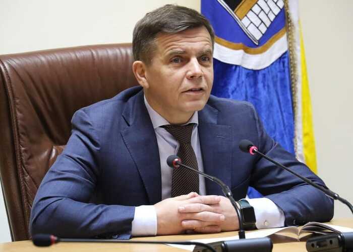 Керівник Держагентства відновлення Сухомлин задекларував 10,5 мільйона гривень корпоративних прав у дружини