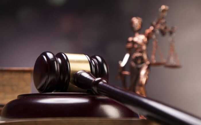 Суддю Медінцеву, яка навмисне затягувала справи, позбавили доплат на місяць