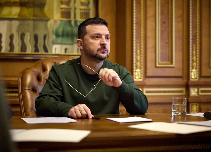 Україна готова зустрітися з російською делегацією за умови припинення вогню з 12 травня, — Зеленський