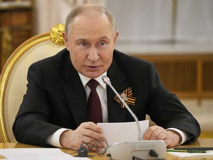 Путін заявив, що Мінські домовленості дозволили озброїти Україну